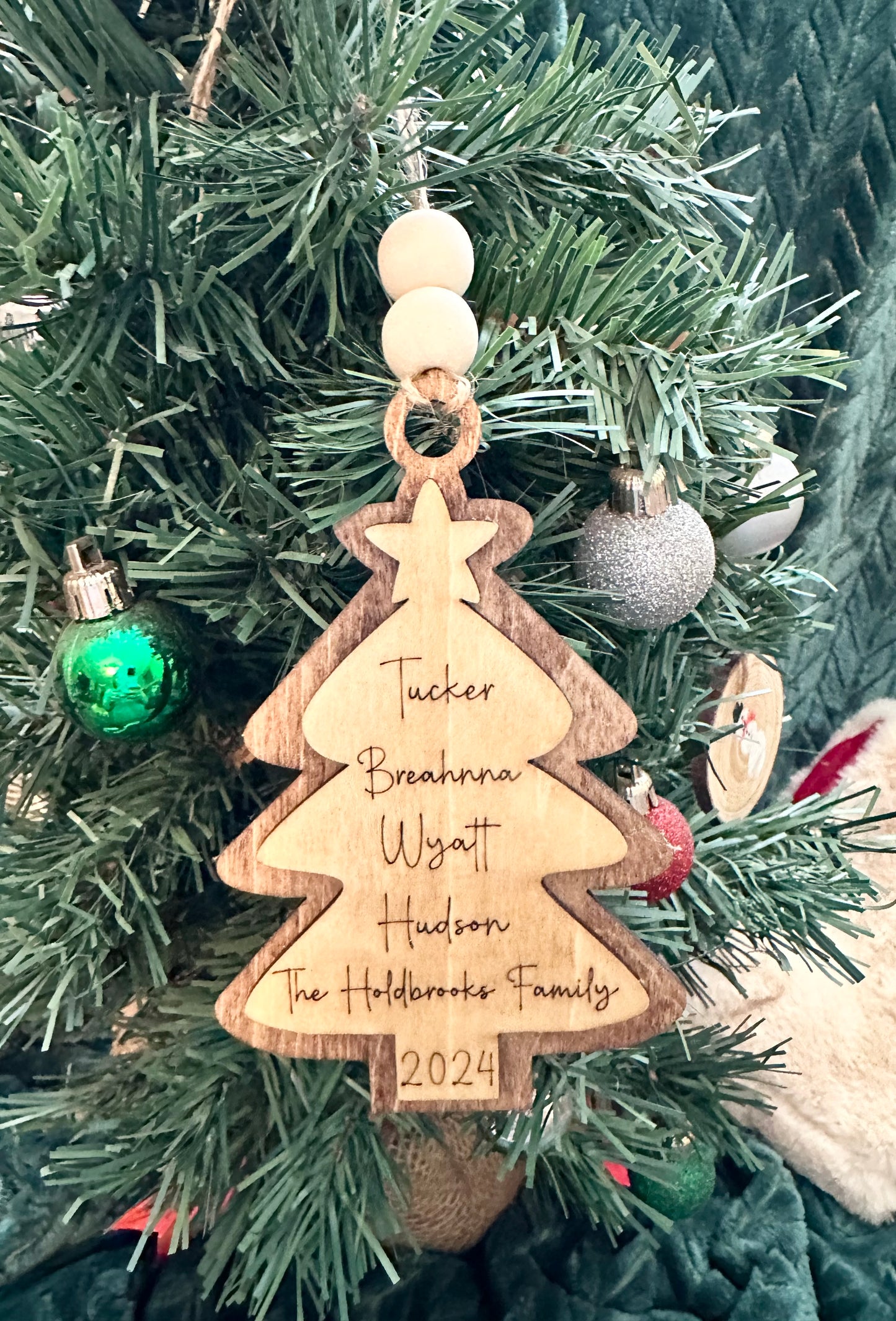 Family Name Ornament/ Christmas Tree