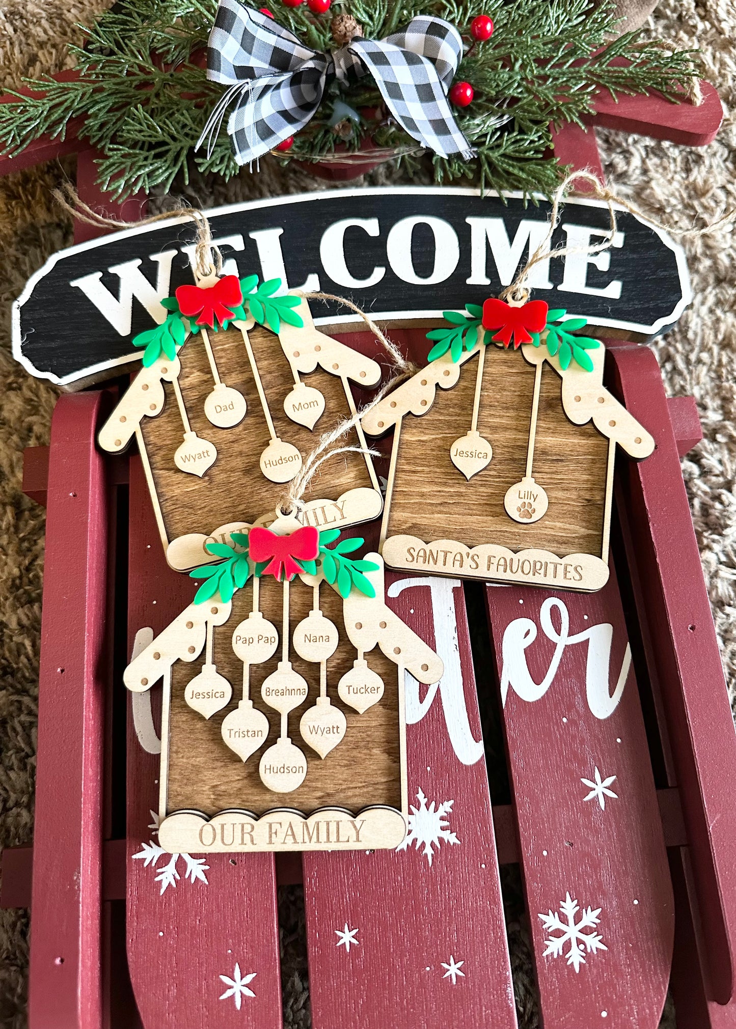 Family & Pet Ornament/Personalized Christmas Family Ornament/Custom Gingerbread House Wood Ornament /Christmas Gift for Family/2-11 Family
