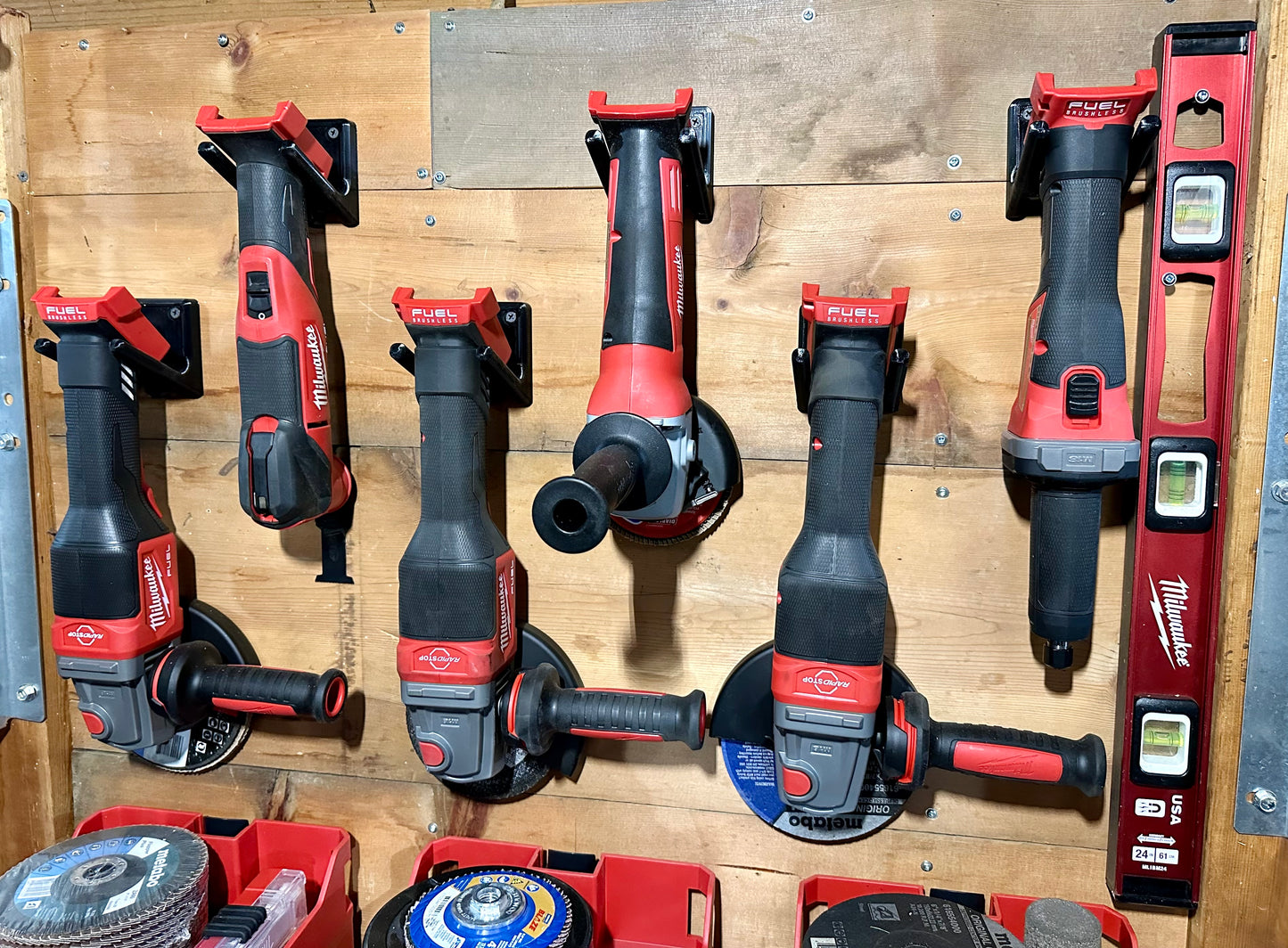 Milwaukee Grinder, End Grinder, Multitool Wall Mount 3D Printed
