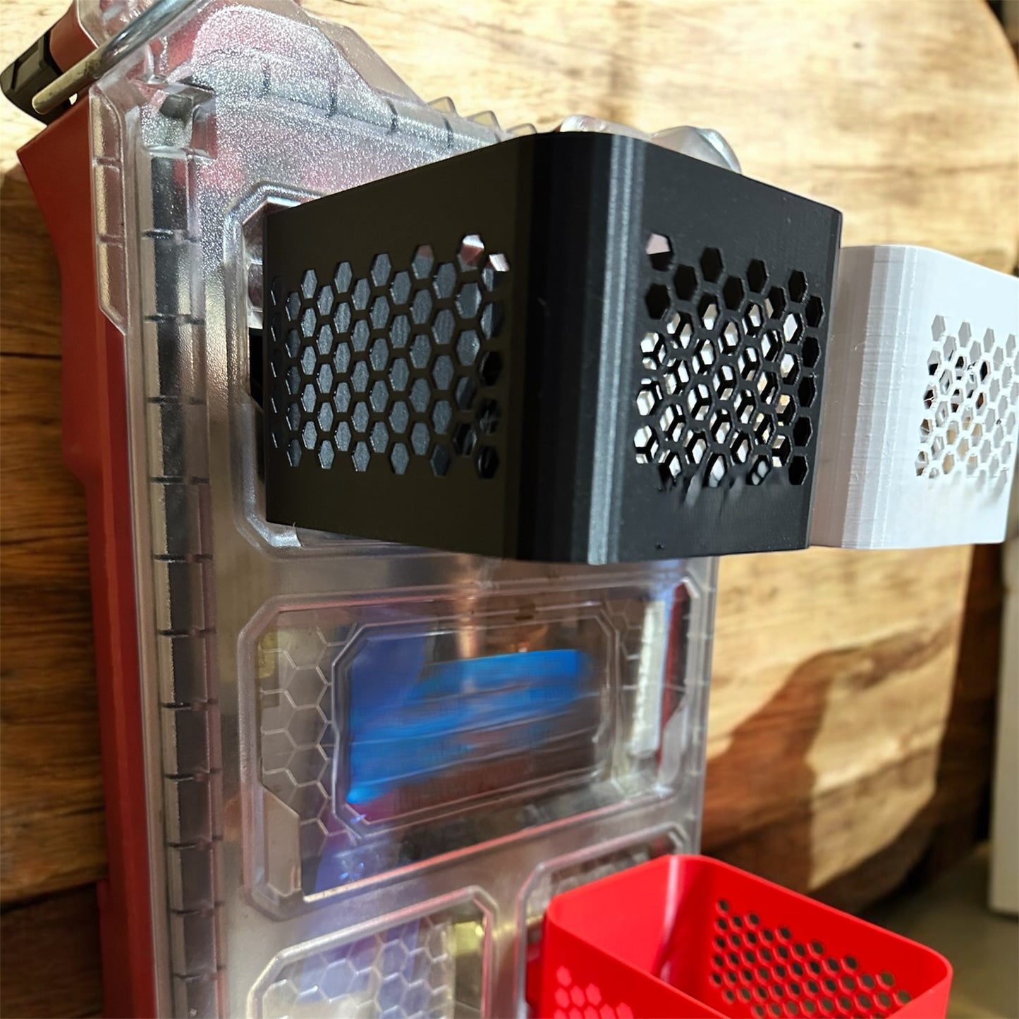 Milwaukee Packout small crate/Small Crate holder attaches to Milwaukee Packout