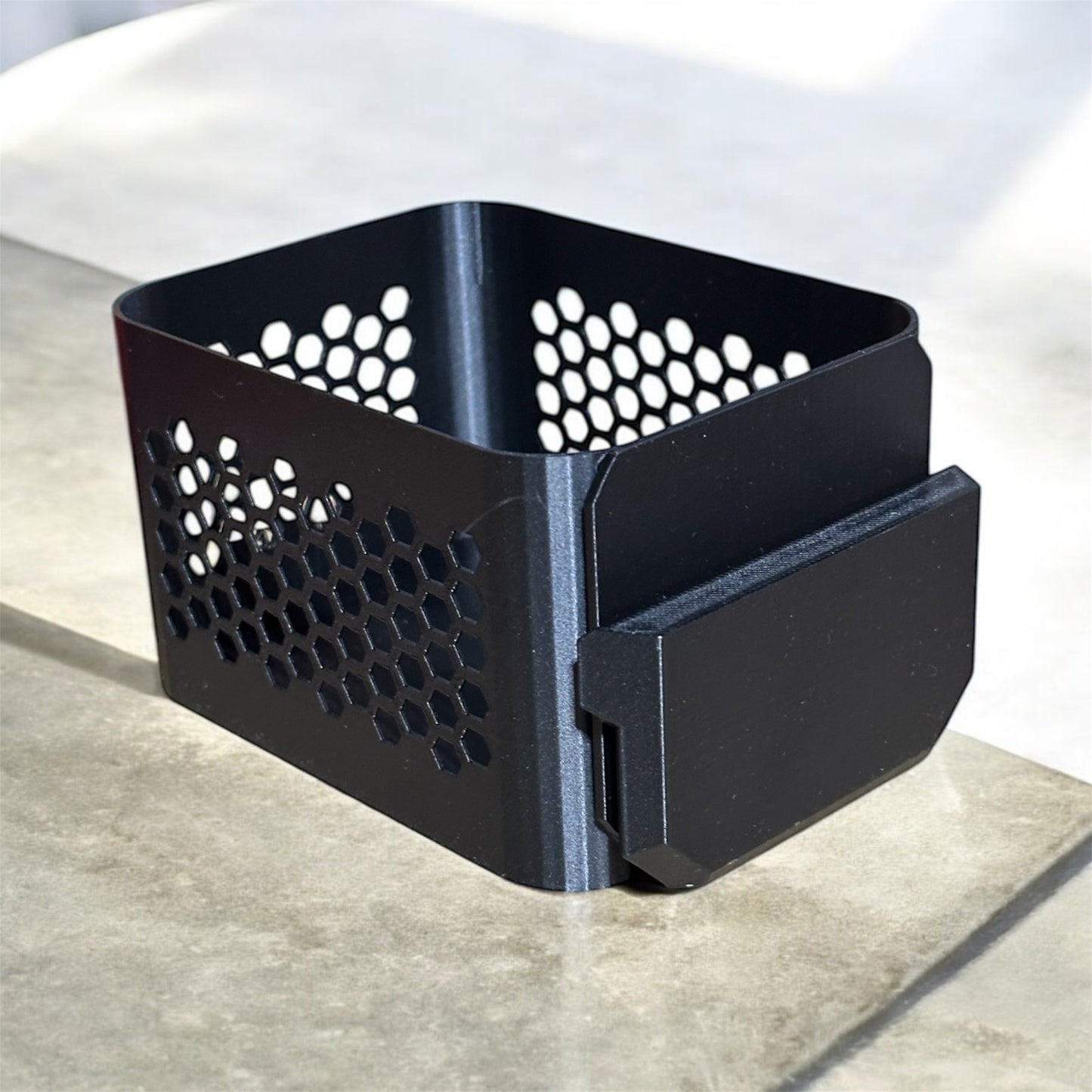 Milwaukee Packout small crate/Small Crate holder attaches to Milwaukee Packout