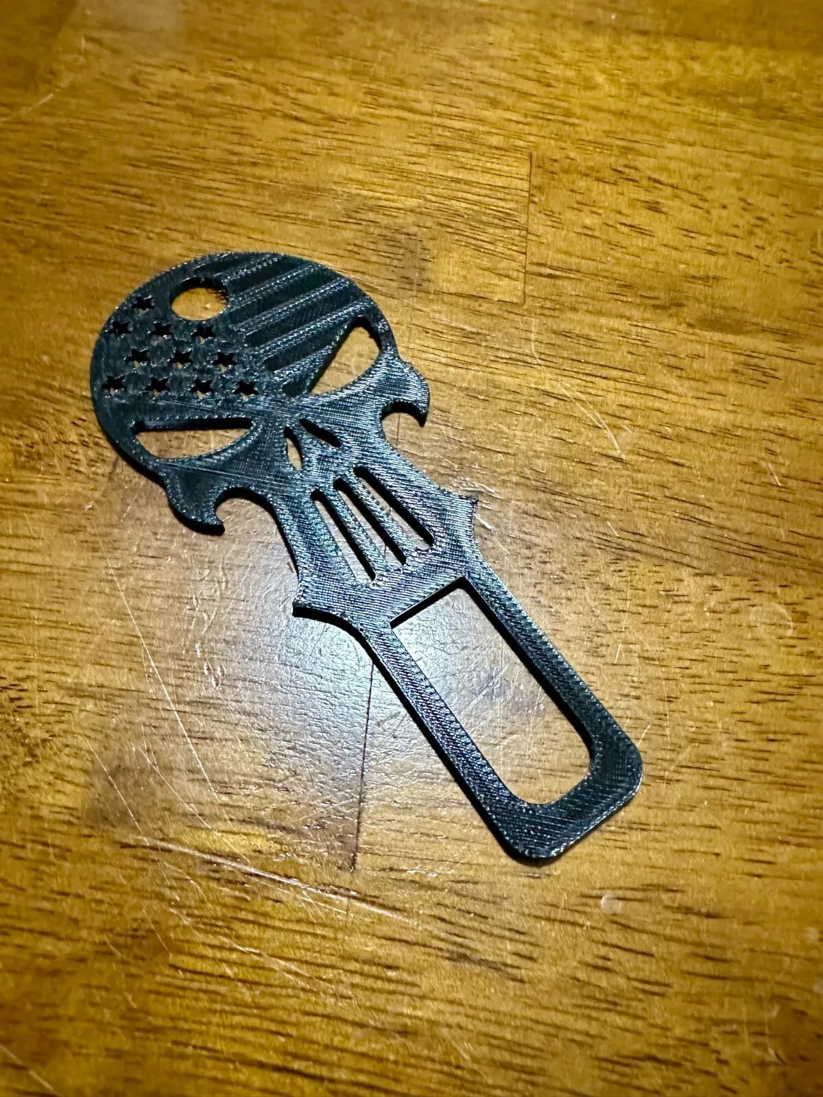 2 Universal Punisher design Car Seat Belt Clips/ keychain