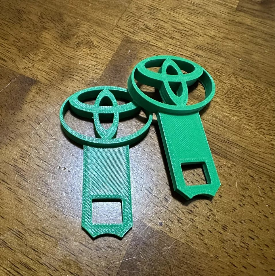 2 Universal toyota design Car Seat Belt Clips/ keychain