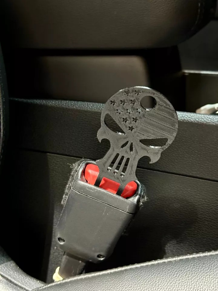2 Universal Punisher design Car Seat Belt Clips/ keychain