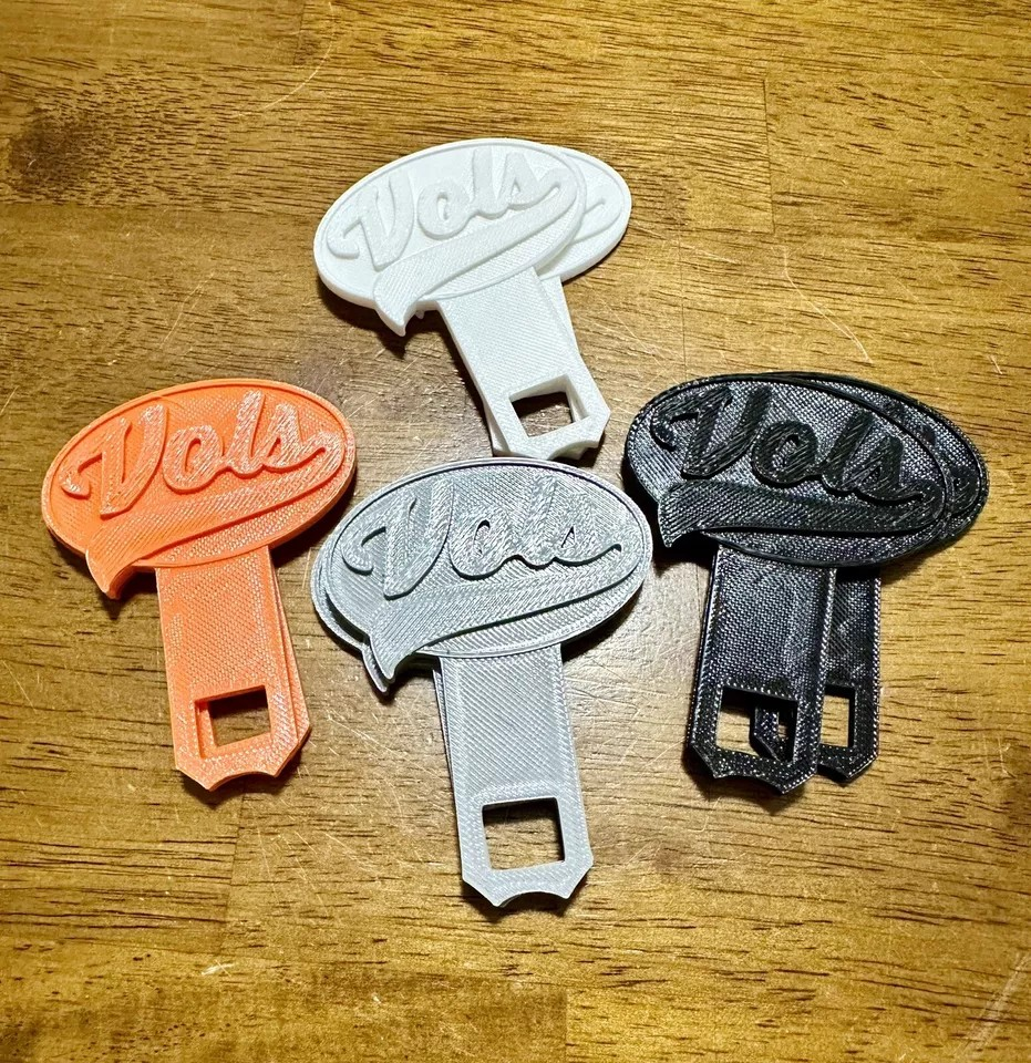 2 Universal Tennessee Vols Car Seat Belt Buckle Clip/TN Vols keychain