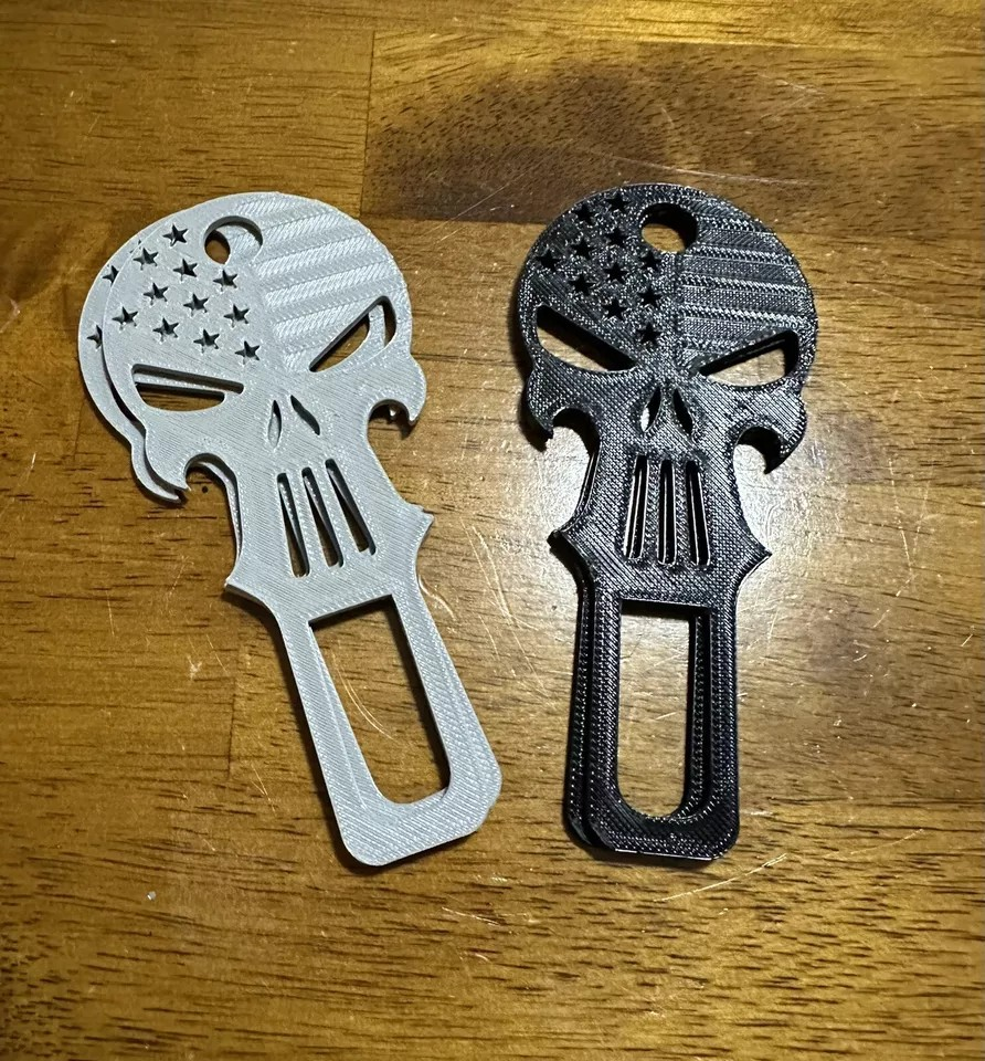2 Universal Punisher design Car Seat Belt Clips/ keychain
