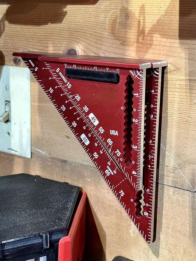 Square wall mount, double square wall mount, compatible with milwaukee